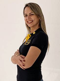  Thais Costa Zanluqui